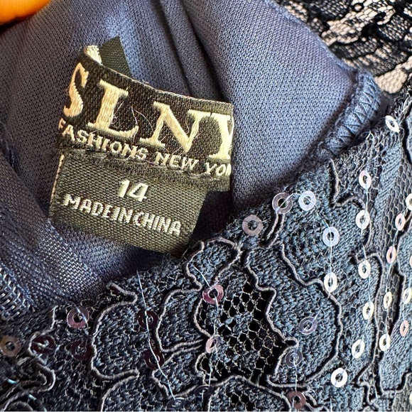 SLNY size 14 Navy Blue Sequin Lace A-Line Midi Dress - Picture 5 of 6